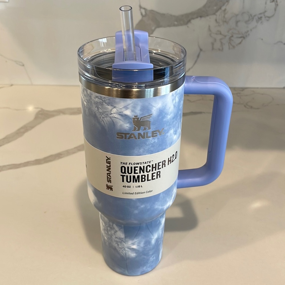 Stanley - OCEAN TIE DYE (blue) - 40 oz. Flowstate H2.0 Quencher - NWT!